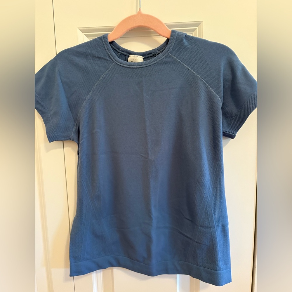 Athleta Girls Deep Blue Crewneck Short Sleeve XS/6 Shirt